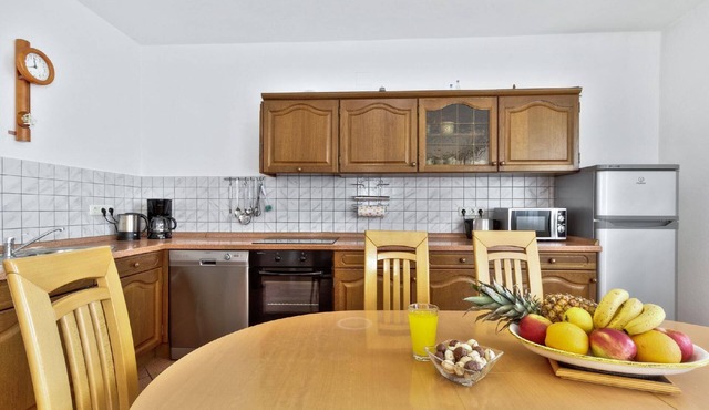 Holiday home for 8 people