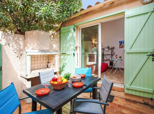 Holiday Home Les Coraux-16 by Interhome
