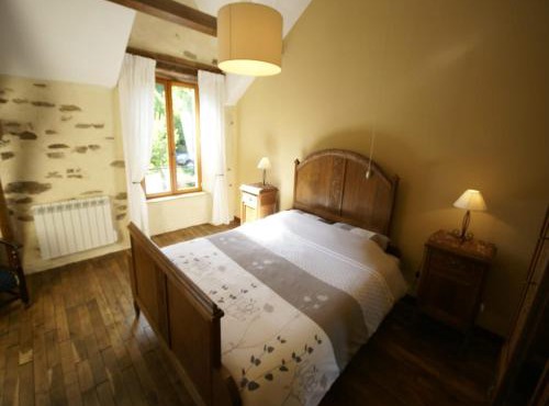 Holiday Home in Limoges with Saltwater Pool