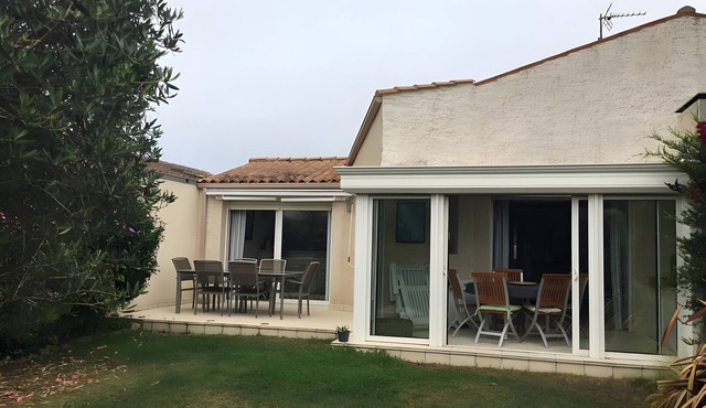 Holiday Home “La Bleuette” with Private Terrace, Garden & Wi-Fi