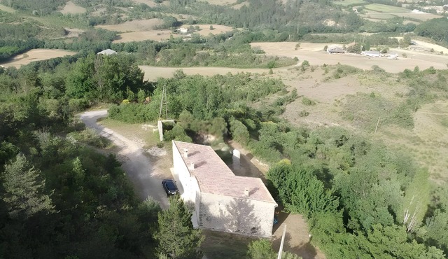 Holiday Home 'Fonfroide, Drome Provençale' with Mountain View and Private Garden