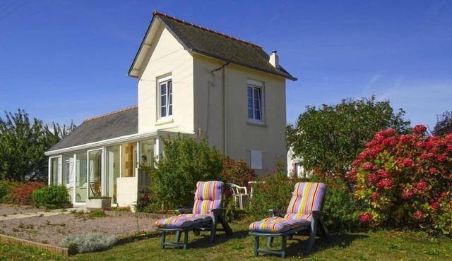 Holiday Home in Pléneuf near Sandy Beaches