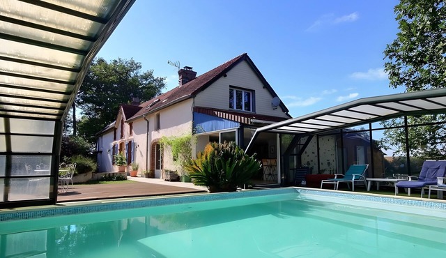 Holiday Home “Le Clos Fleuri” with Mountain View, Wi-Fi & Air Conditioning