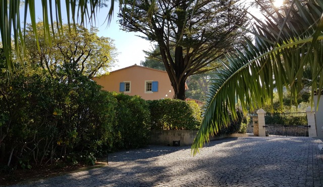 Holiday home 300 m from the beach (up to 10 people)