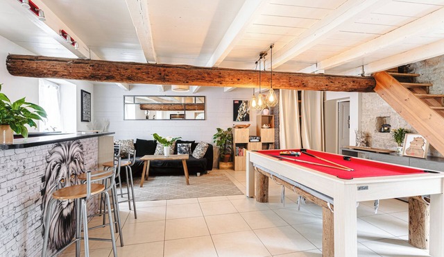 Holiday Home 'Maison De Vacances Hyper Centre' with Private Terrace and Wi-Fi