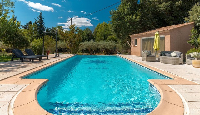 Holiday Home 'Calme Et Sans Vis À Vis' with Private Pool, Private Terrace and Wi-Fi