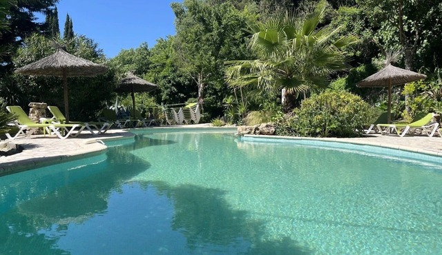 Holiday Home "Domaine Saint Amour - Au Lac" with Lake View, Shared Pool and Wi-Fi