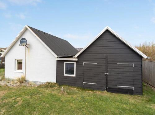 Holiday Home Fransiska - from the sea by Interhome