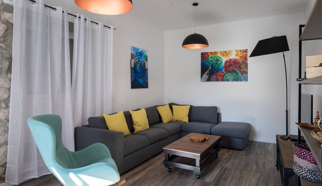 Holiday Home Frida - Three Bedroom House with Jacuzzi and Sea View