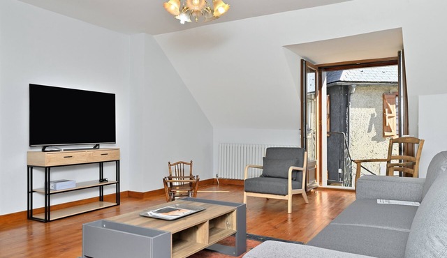 Holiday Home "Gîte à Cazaux - Bagnères de Luchon" with Private Garden