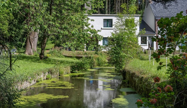 Holiday Home 'Gîte Entre Forêt Et Rivière' with Private Garden, Balneo and Wi-Fi