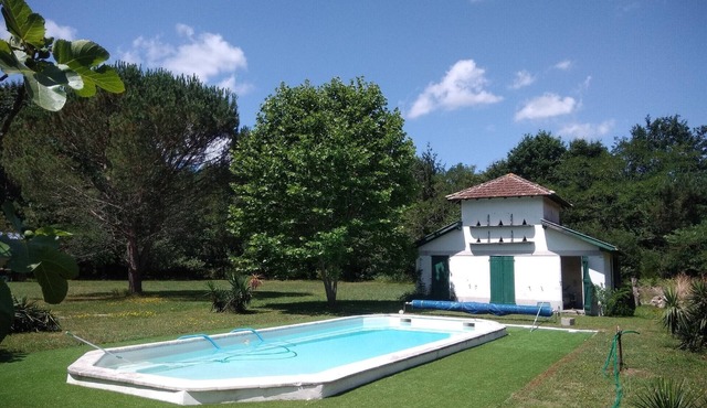 Holiday Home 'Gîte 5 to 6 People, Shared Pool, Beaches Nearby' with Pool
