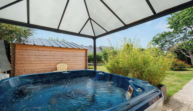 Holiday Home 'Gîte De La Tour' with Private Garden and Wi-Fi