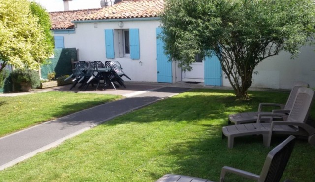 Holiday Home 'Gite Du Moulin De La Croix' with Private Terrace and Wi-Fi