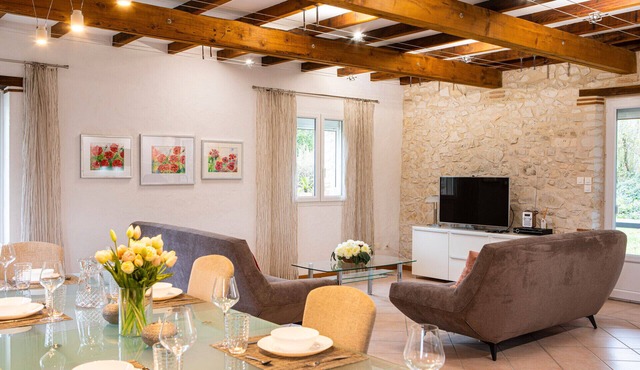 Holiday Home 'Gîte Cœur Des Ondes Tournesol' with Balcony and Wi-Fi