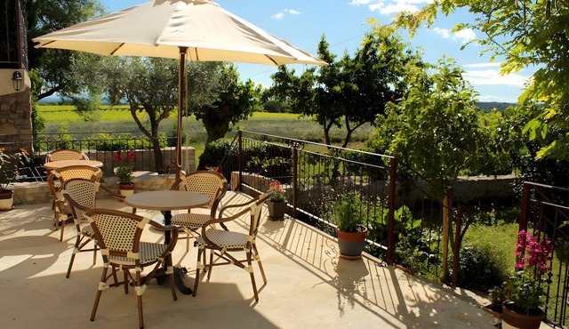 Holiday Home 'Gite Domaine De La Bruge' with Mountain View, Private Terrace and Wi-Fi