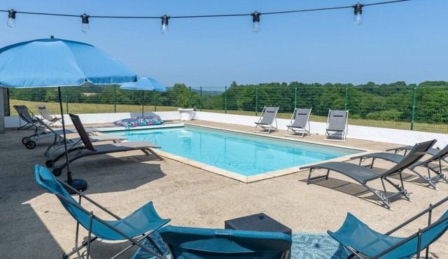 Holiday Home “Gîte Ithurrondoa” with Private Pool, Terrace and Wi-Fi