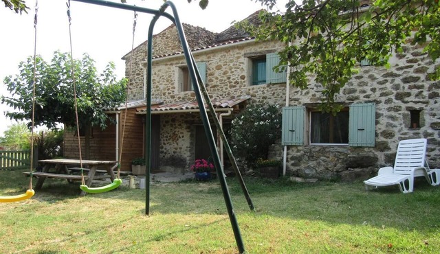 Holiday Home 'Gîte La Ferme' with Mountain View, Garden & Wi-Fi