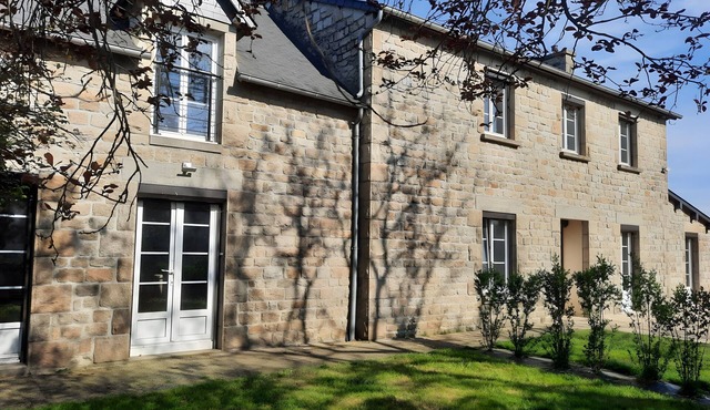 Holiday Home 'Gite Les Copains - L'autre' with Private Terrace, Private Garden and Wi-Fi
