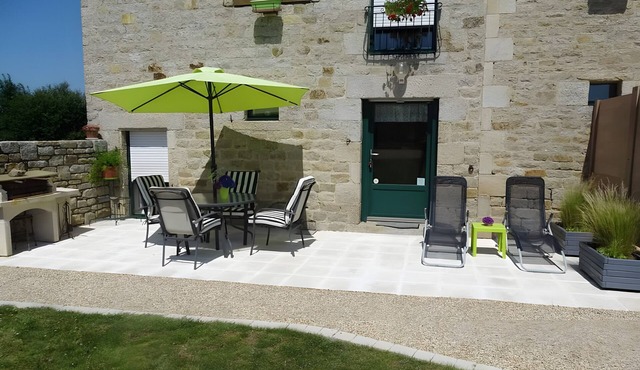 Holiday Home "Gîte Les Hortensias with Pool" – Private Pool, Wi-Fi & Air Conditioning