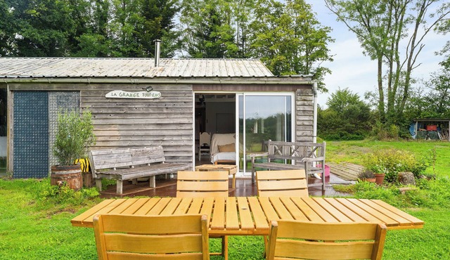 Holiday Home 'Gîte Pour 4 Avec Sauna' with Shared Garden