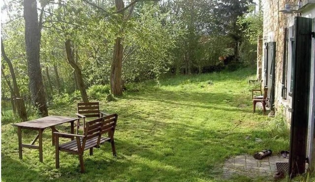 Holiday Home 'Gites Des Gorges De La Loire' with Private Garden and Wi-Fi