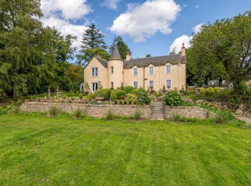 Holiday Home Glenquiech House by Interhome