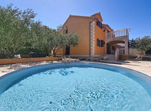 Holiday Home Gorana by Interhome