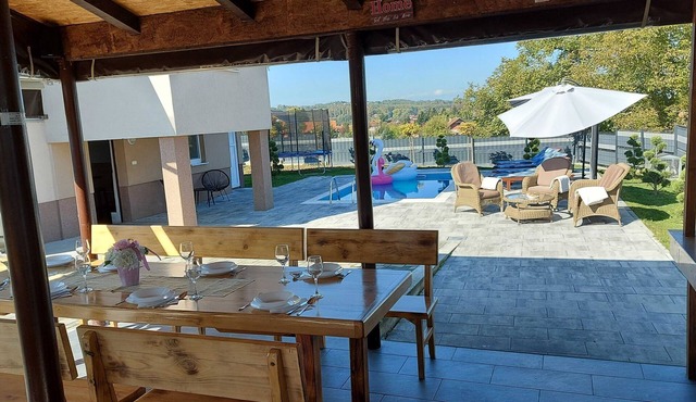 Holiday Home Gračec - Three Bedroom Holiday Home with swimming pool
