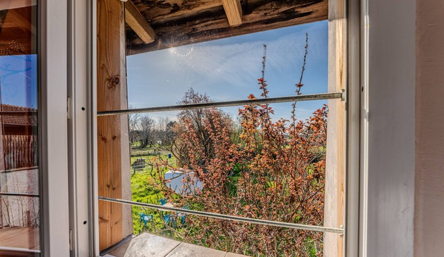 Holiday Home 'Grange Au Tilleul' with Private Garden and Wi-Fi