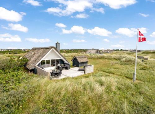 Holiday Home Hen - 400m from the sea by Interhome