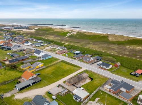 Holiday Home Hermine - from the sea by Interhome