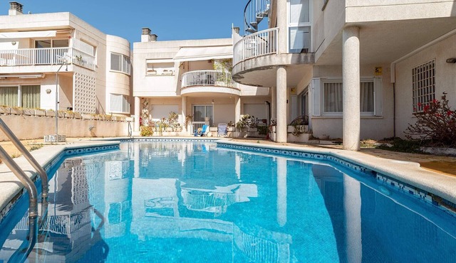 Holiday Home "House in first line of sea" with Garden, Terrace & Shared Pool
