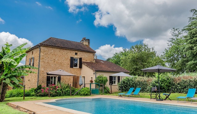 Holiday home ideal with children and a pool