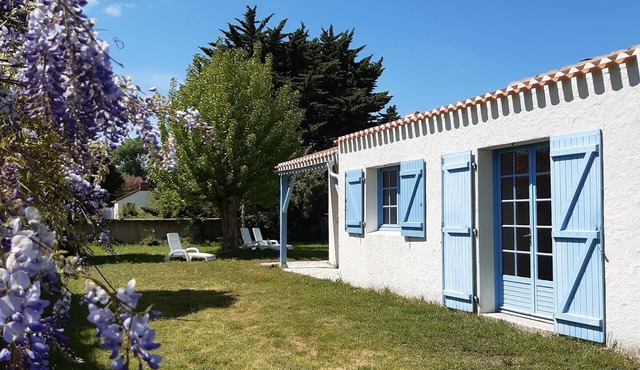 Holiday home in Barbâtre - Close to beach - Pets allowed