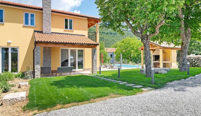 Holiday Home in Buzet with Terrace
