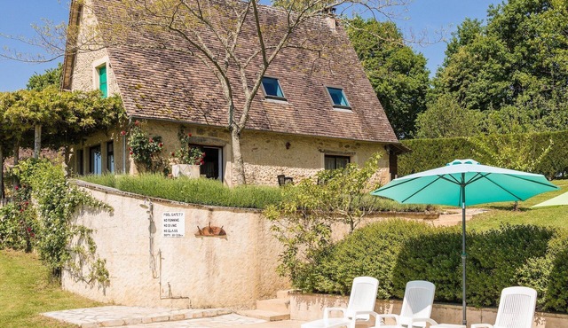 Holiday Home in Dordogne with Pool