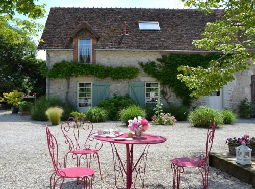 Holiday Home in Chilleurs near Château