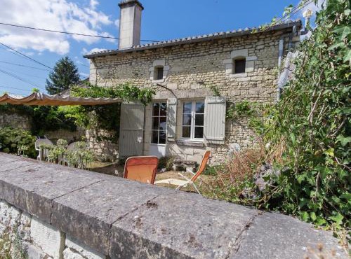 Holiday Home in Puygareau near Poitiers