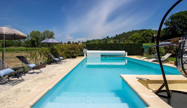 Holiday Home in Gargas with Pool and Nature