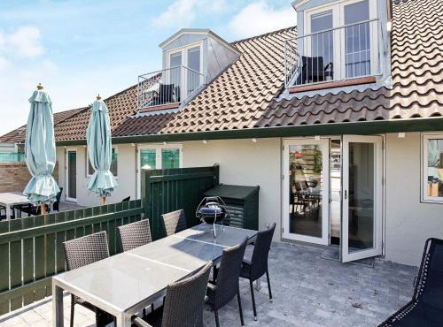 Holiday home in Karrebæksminde- free water park