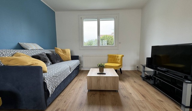 Holiday Home in Le Mans near 24H Circuit