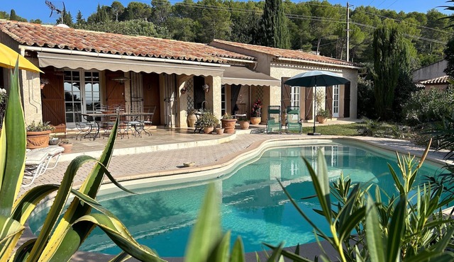 Holiday Home in Lorgues with Pool