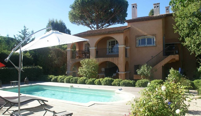 Holiday Home in Var near Beaches & Pool