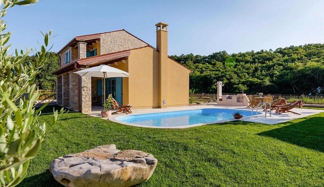 Holiday home in Vardica