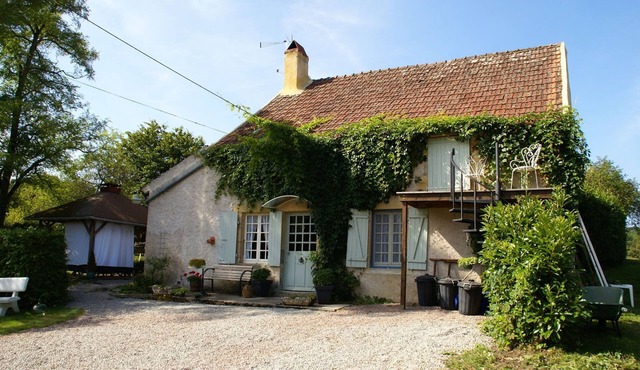 Holiday Home in Vitry-Laché near Lake