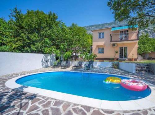Holiday Home Ivona by Interhome