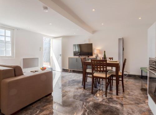 Holiday Home Jade by Interhome