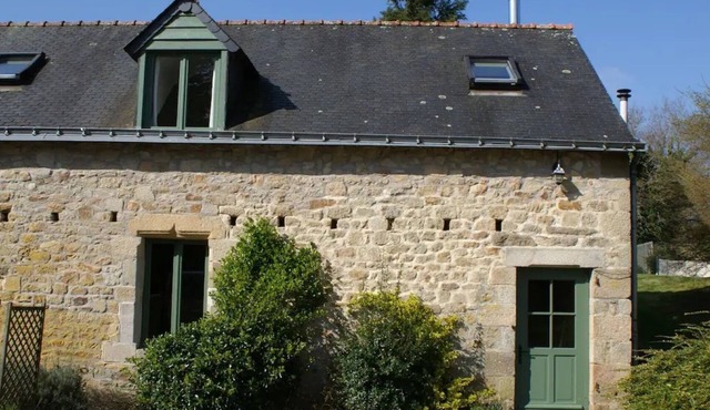 Holiday Home 'Jade - Gîtes De Kerlividic' with Shared Pool, Shared Garden and Wi-Fi