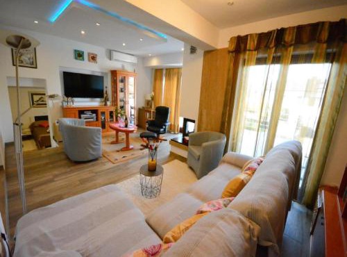 Holiday Home "JADRANKA"
